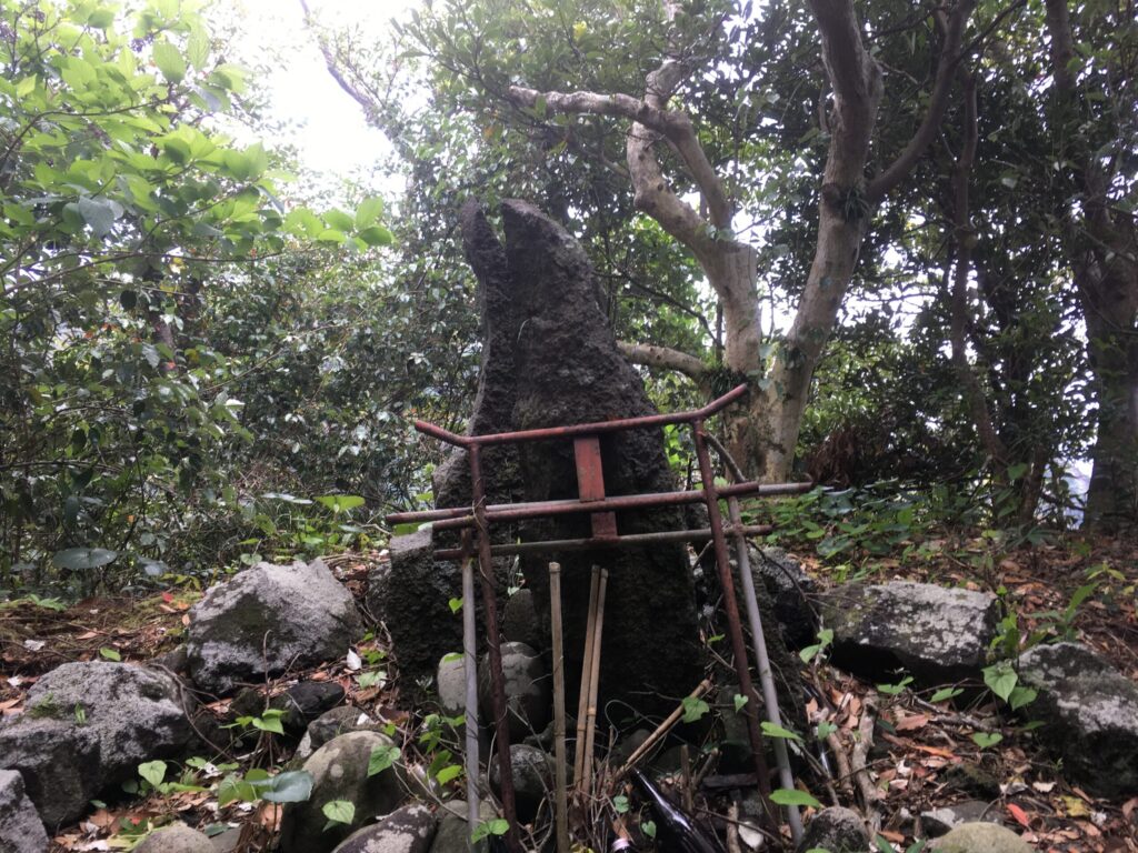 御富士様の祠